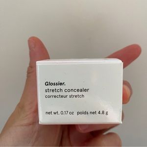Glossier Stretch Concealer - Shade G8!